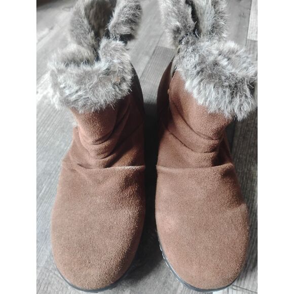 Khombu Women's Size 8M Lindsey Brown Leather Ankle Boots- NWOT - Picture 3 of 8